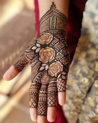 Floral Motifs Mehndi Pattern